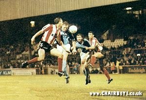 Glynn Creaser heads home Wycombe's winner at Griffin Park - Brentford v Wycombe 9th November 1993 - picture Paul Dennis
