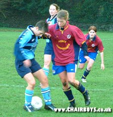 Elo Revans on the ball against Reading