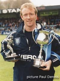 Dave Carroll - Official Supporters Club Player of the Season 1999/2000 - picture with kind permission of Paul Dennis