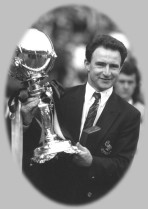 O'Neill with the FA Trophy in 1991